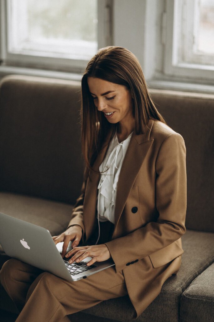 Karolina Goździewska - Beauty & Healthcare